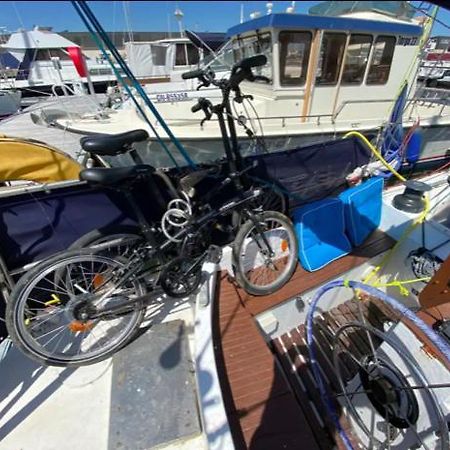 Отель Bateau Watson Accueillant & Chaleureux Уистреам Экстерьер фото