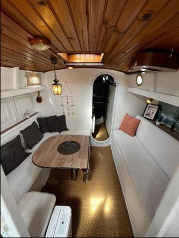 Отель Bateau Watson Accueillant & Chaleureux Уистреам Экстерьер фото
