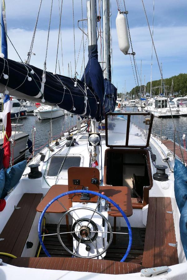 Отель Bateau Watson Accueillant & Chaleureux Уистреам Экстерьер фото