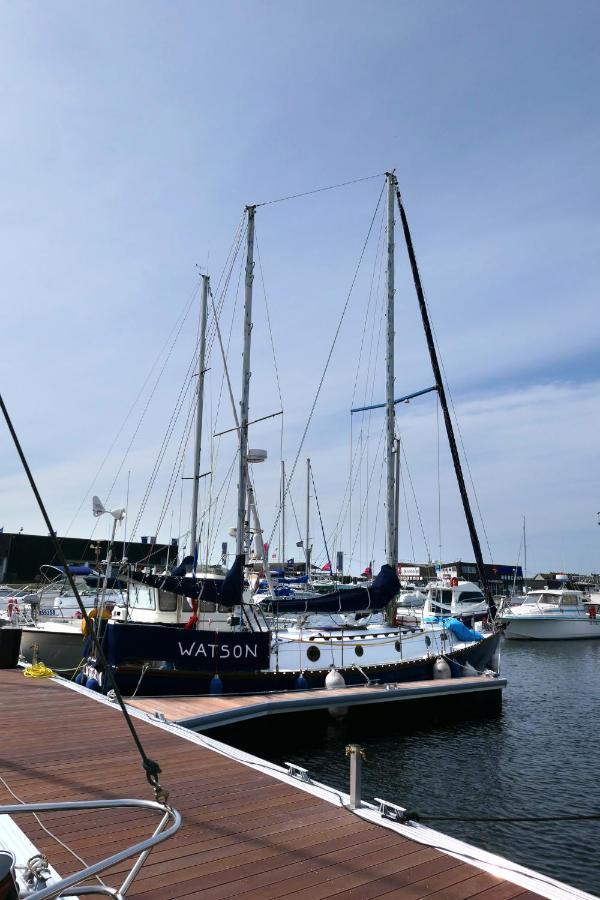 Отель Bateau Watson Accueillant & Chaleureux Уистреам Экстерьер фото